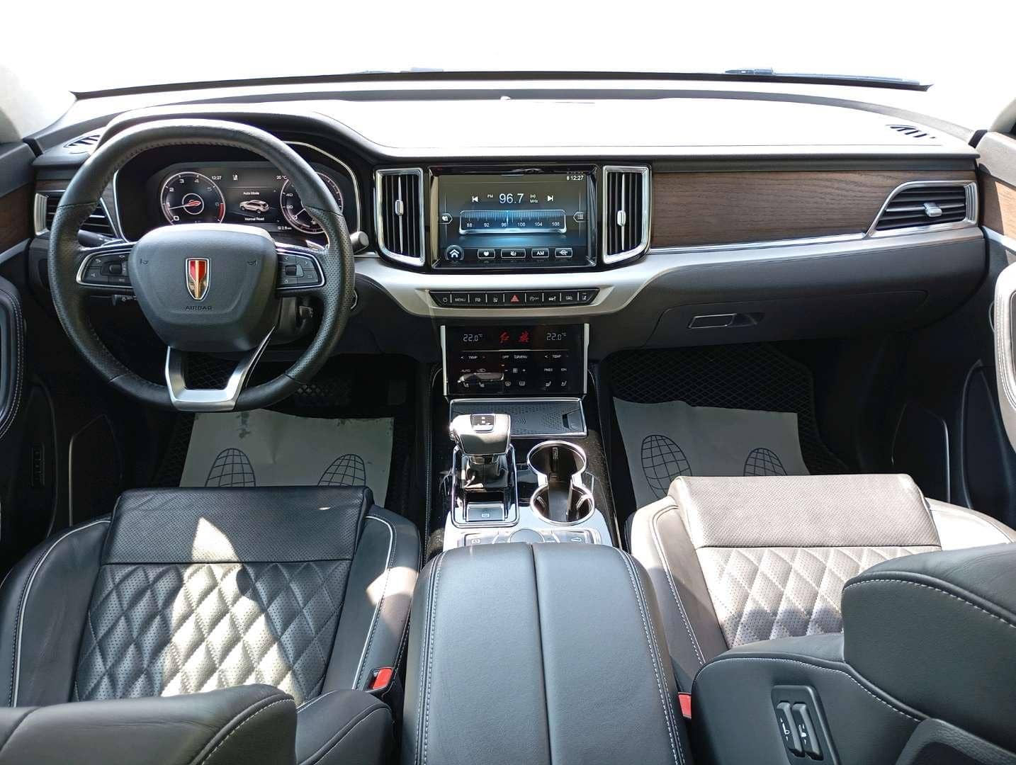 Hongqi HS7,  90 713 км, 2023 года в лизинг