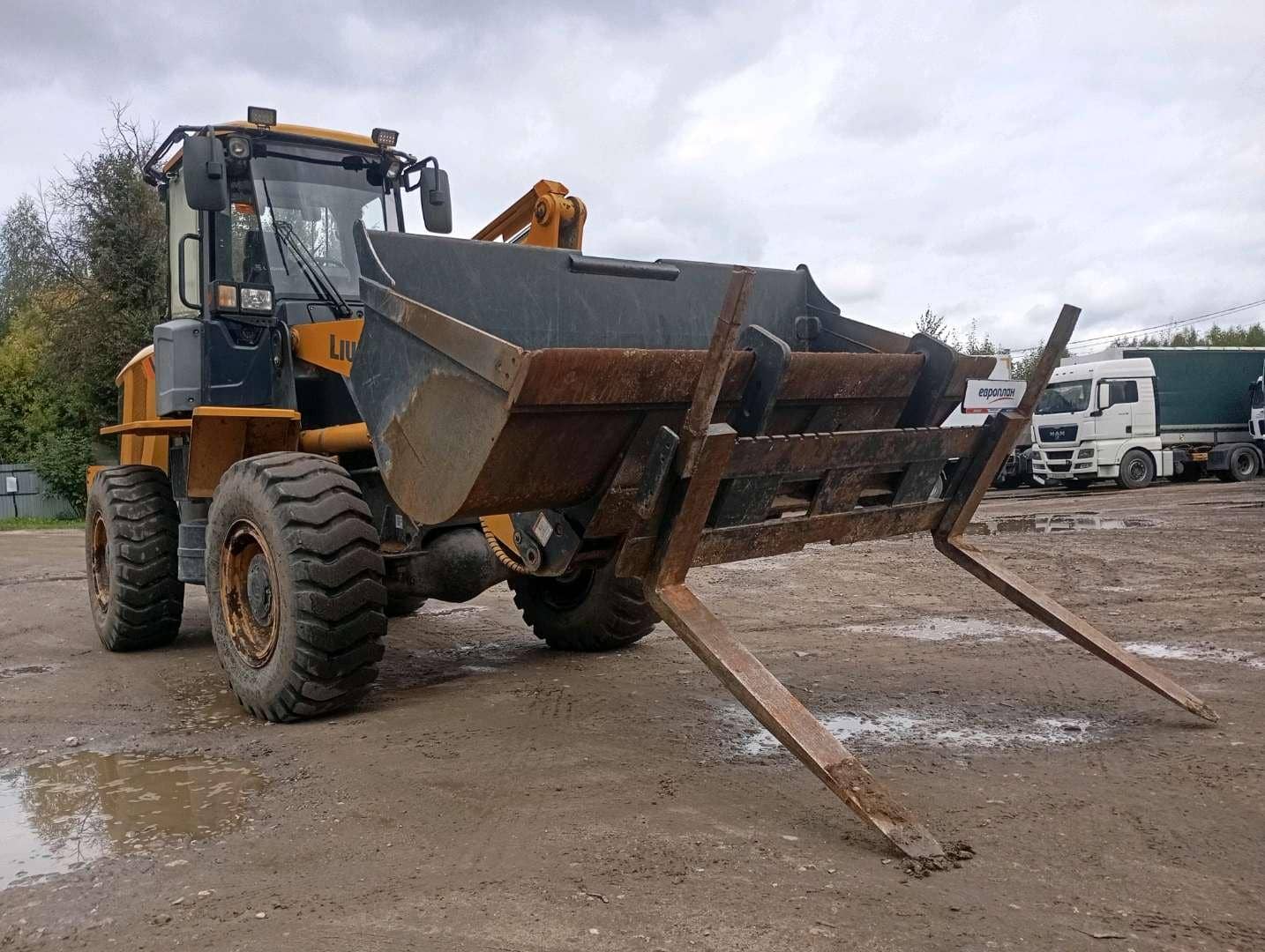 LiuGong CLG835H,  4 059 км, 2021 года в лизинг