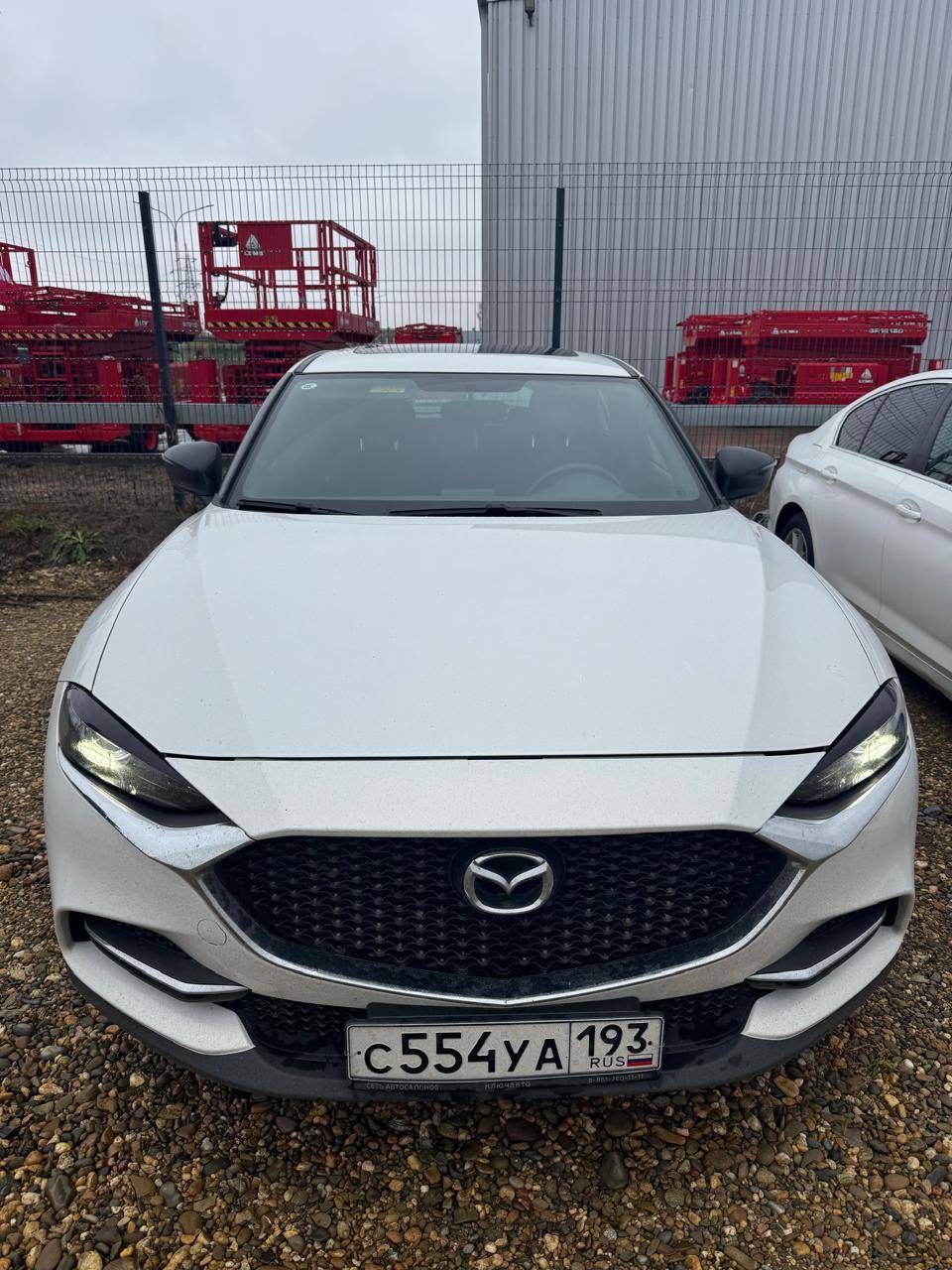 Mazda CX-4,  22 000 км, 2023 года в лизинг