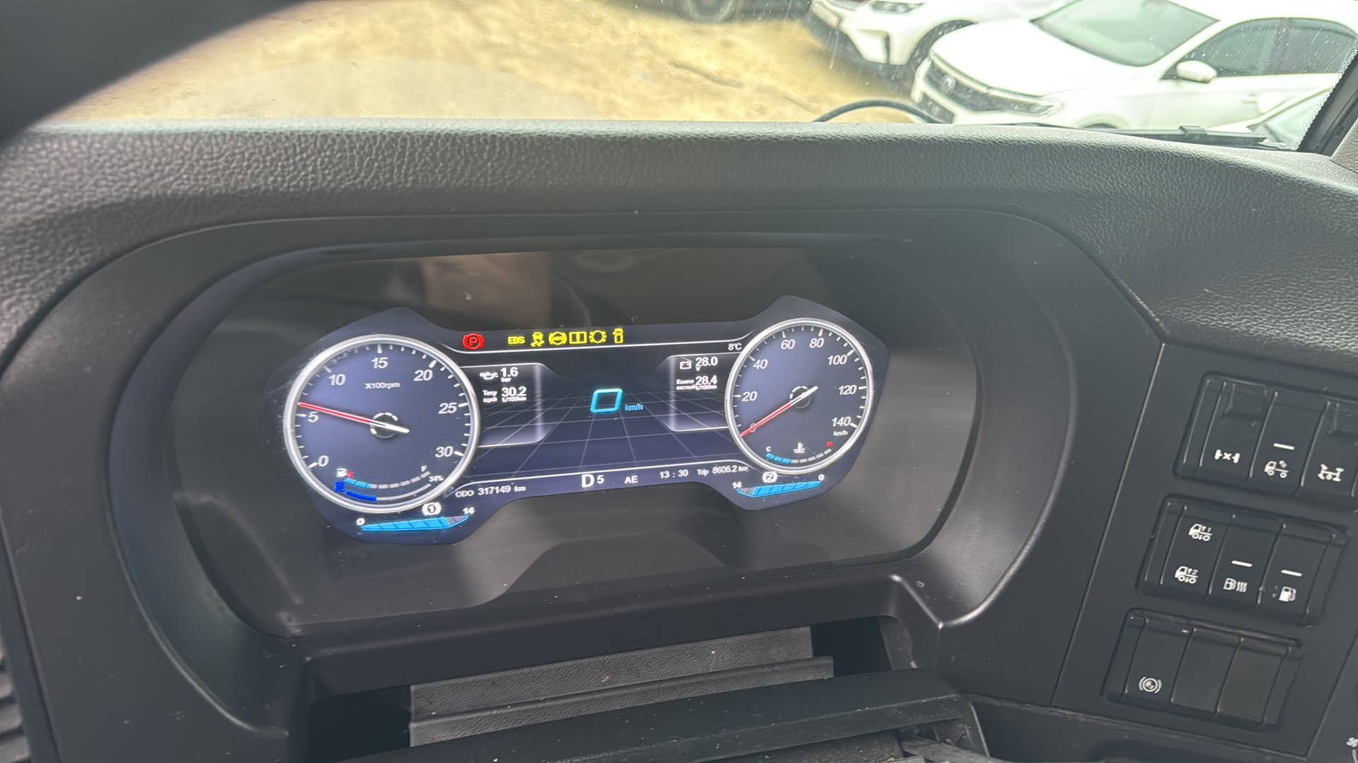 Shacman SX4188YY381,  317 149 км, 2023 года в лизинг