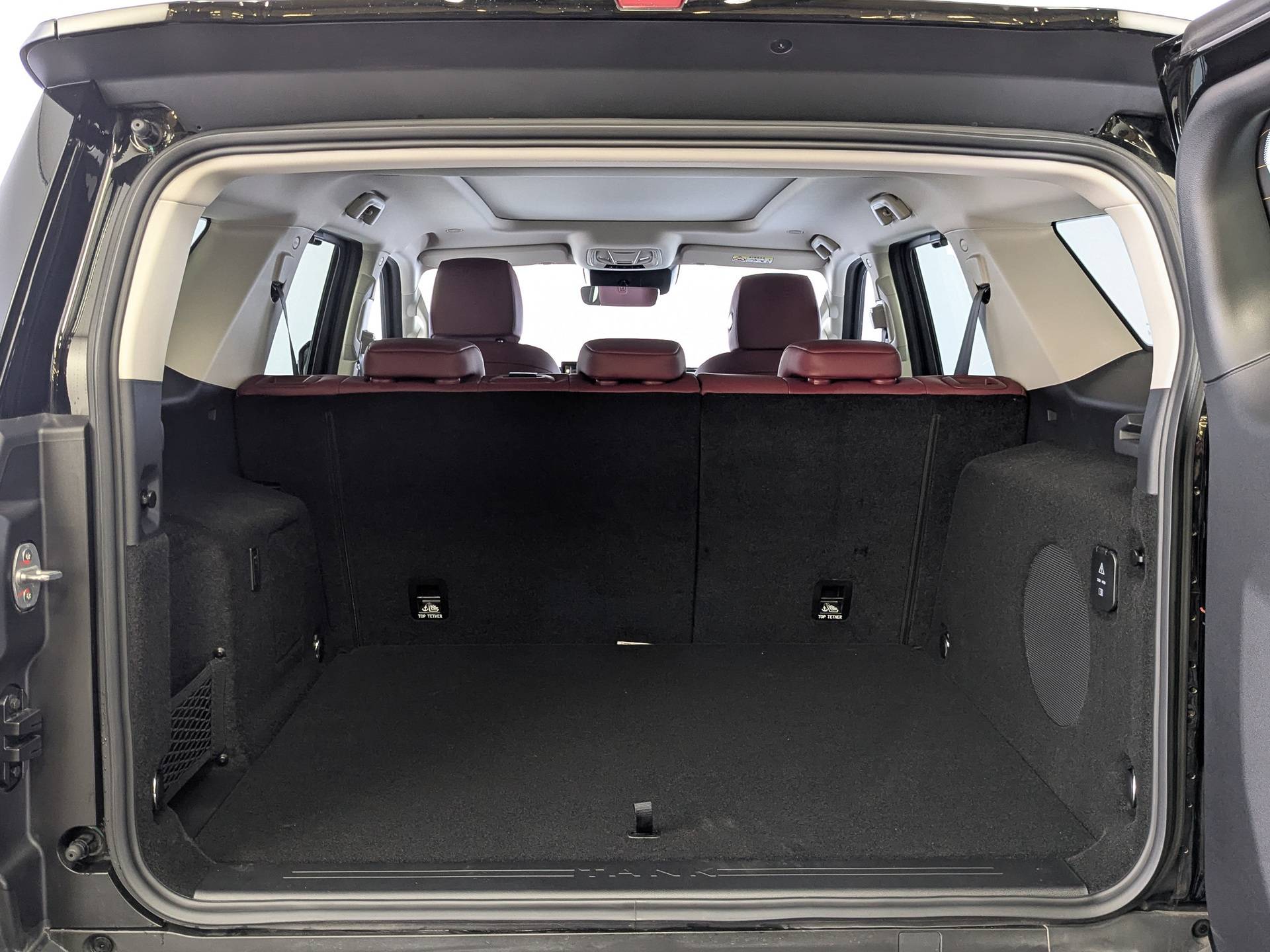 Tank 400 2.0T AT 4WD Premium