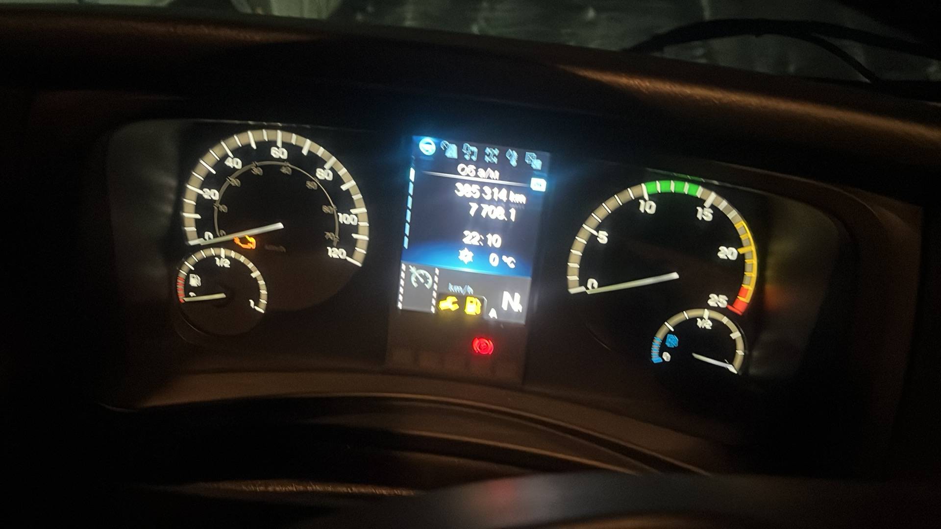 Mercedes-Benz Actros 5 1851 LS 4x2 (BigSpace),  385 314 км, 2023 года в лизинг