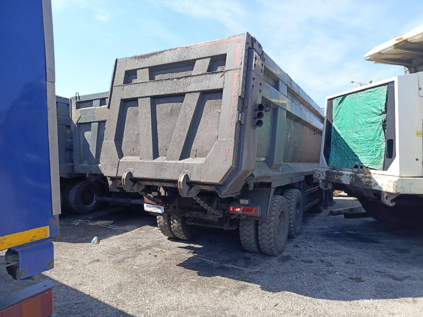 Shacman SX33186V366,  100 047 км, 2024 года в лизинг