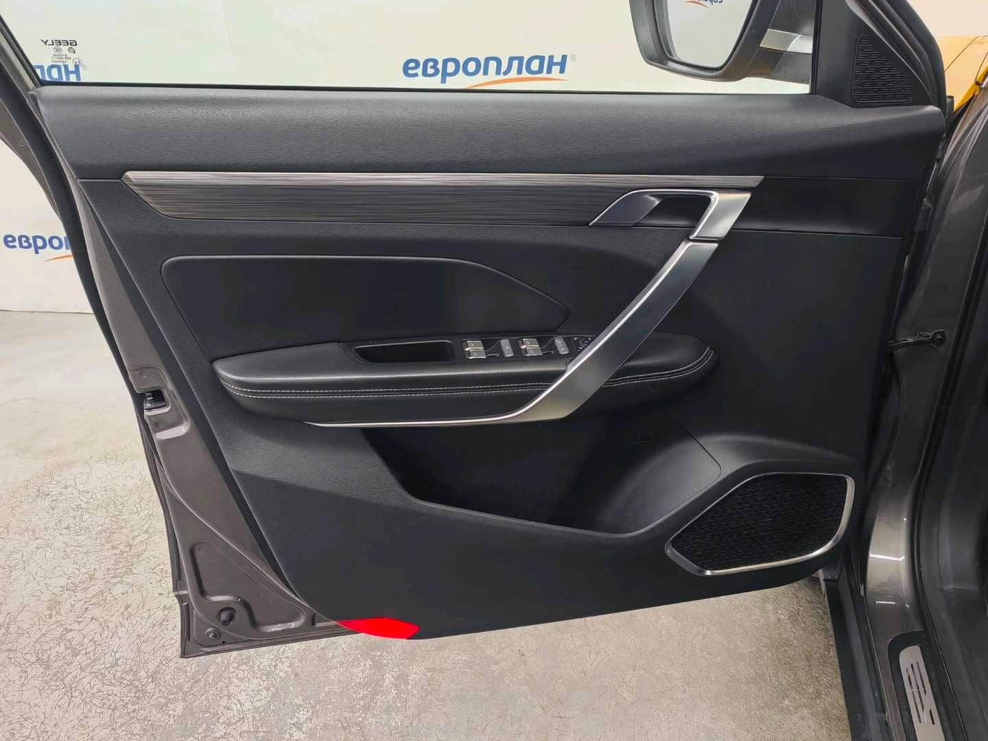 Geely Atlas Pro,  220 107 км, 2023 года в лизинг