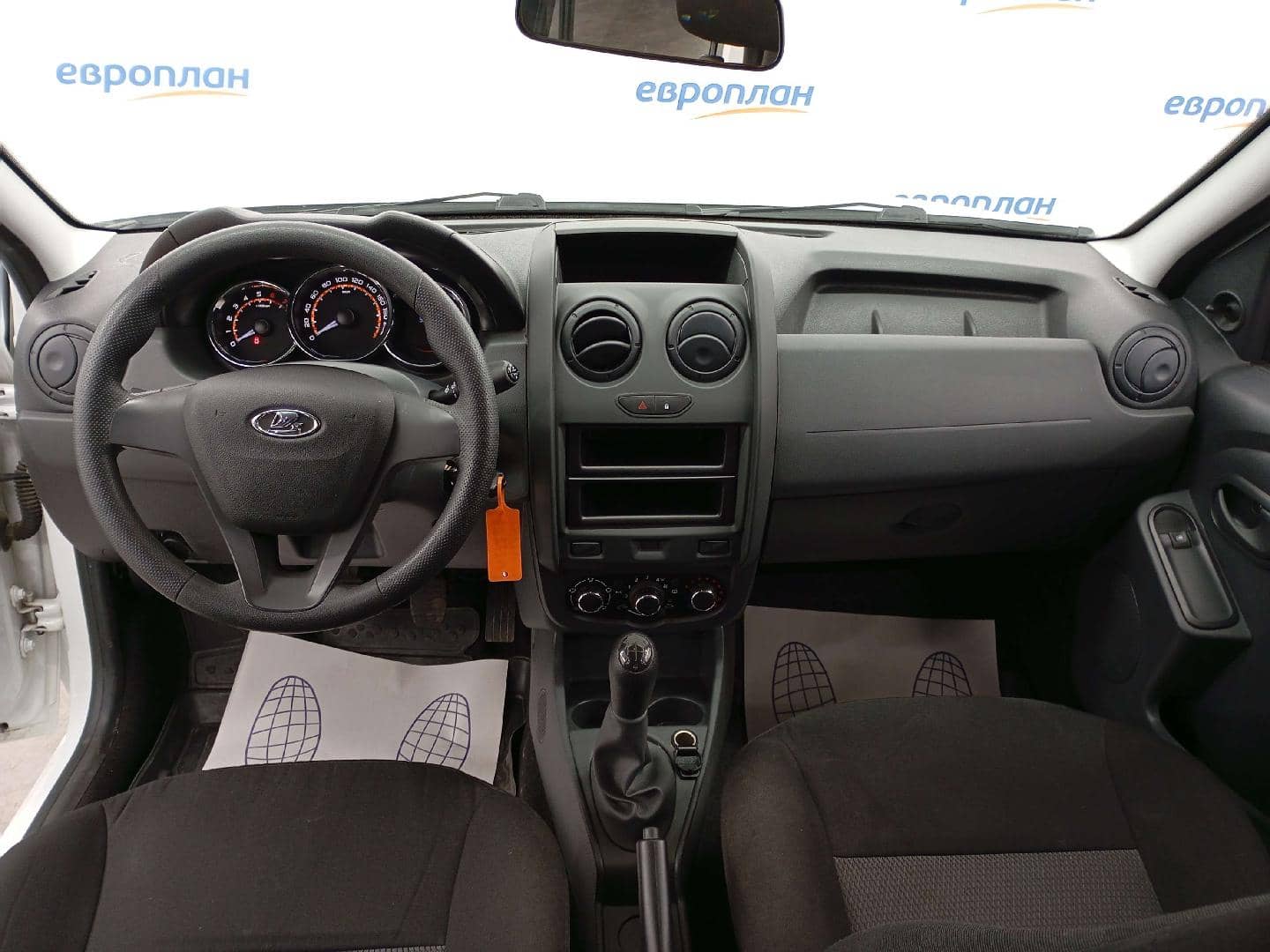 Lada Largus универсал,  59 295 км, 2024 года в лизинг