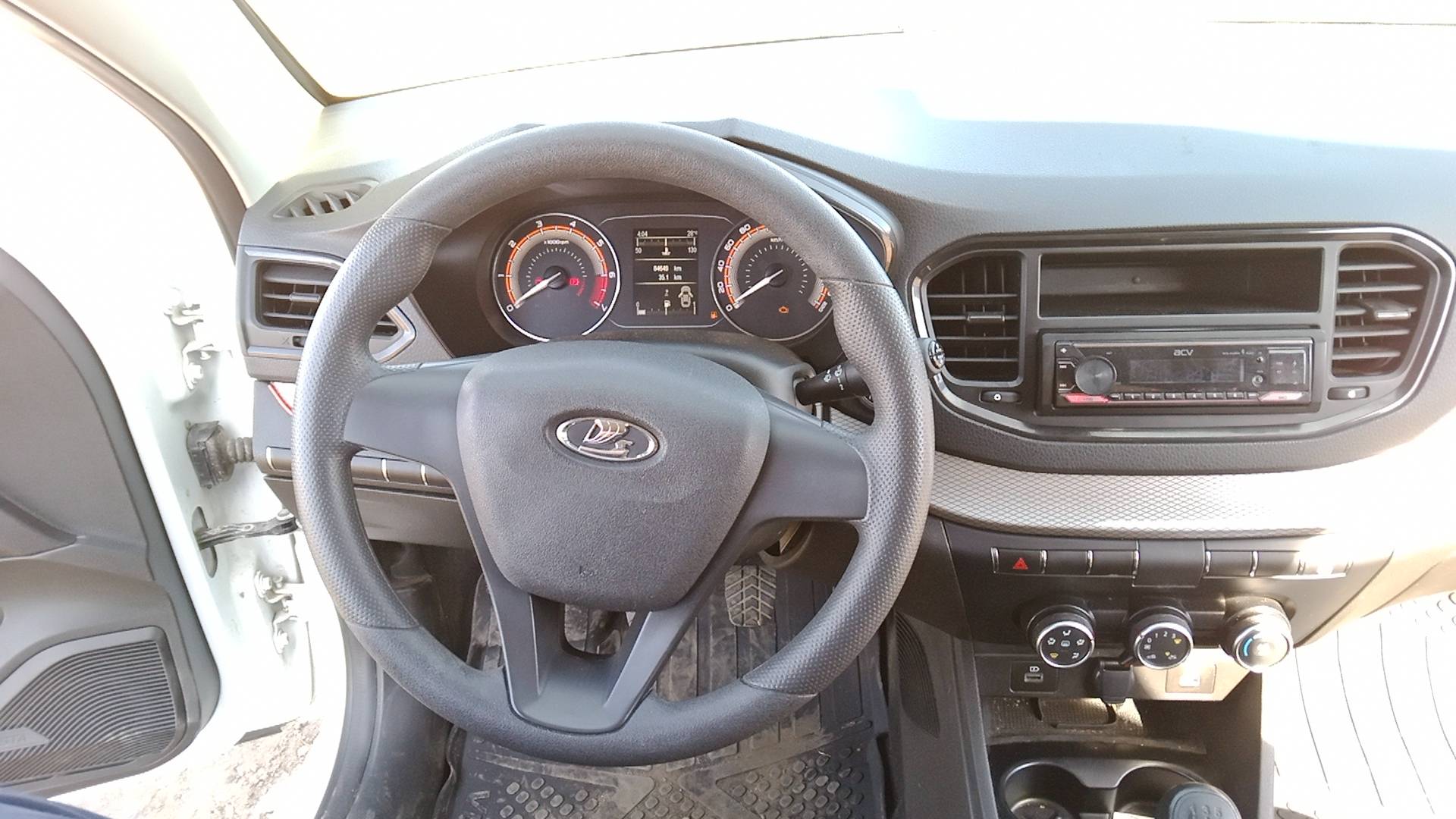 Lada Vesta седан,  84 649 км, 2023 года в лизинг