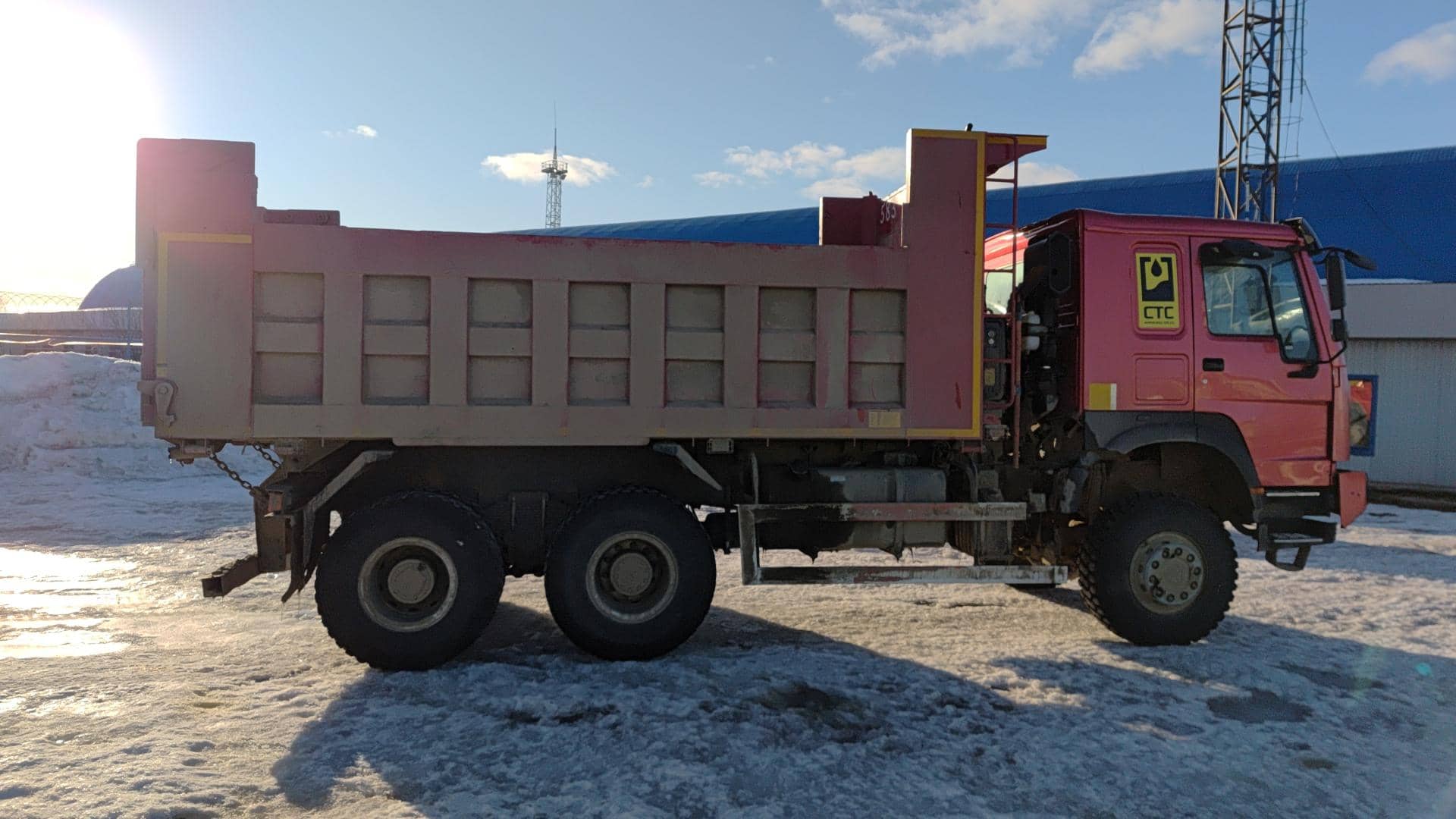 HOWO ZZ3327S3857E 6х6,  111 704 км, 2022 года в лизинг