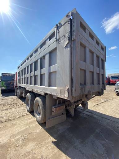 Shacman SX33186T366