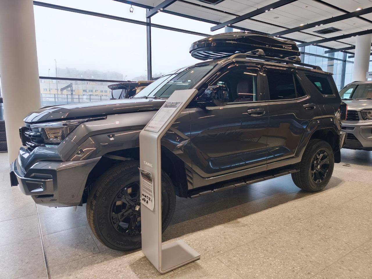 Tank 400 2.0T AT 4WD Premium