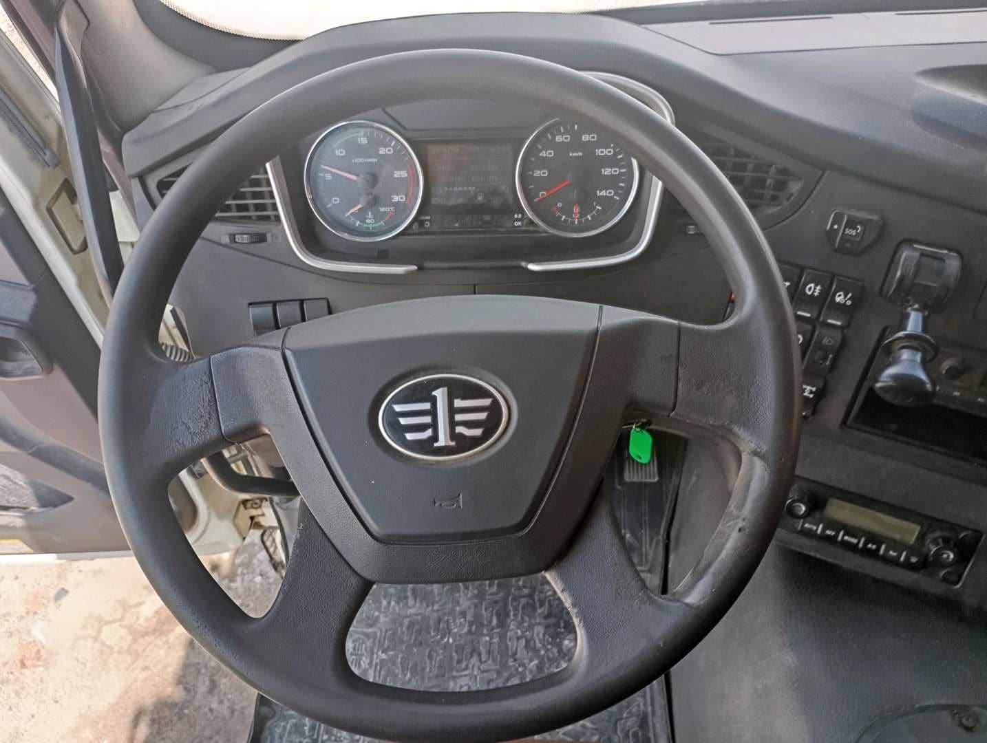 FAW CA3250P66K24T1E5 6х4,  201 489 км, 2022 года в лизинг