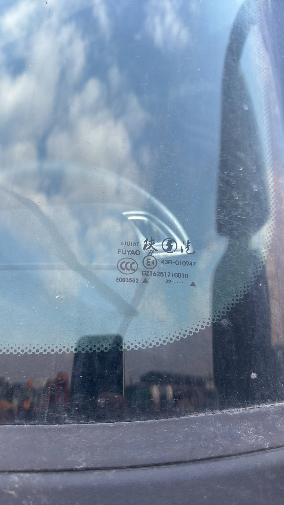 Shacman SX4188YY381,  362 477 км, 2022 года в лизинг