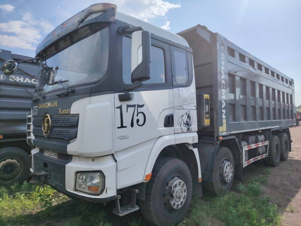 Shacman SX33186T366
