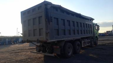 Shacman SX33186T366C