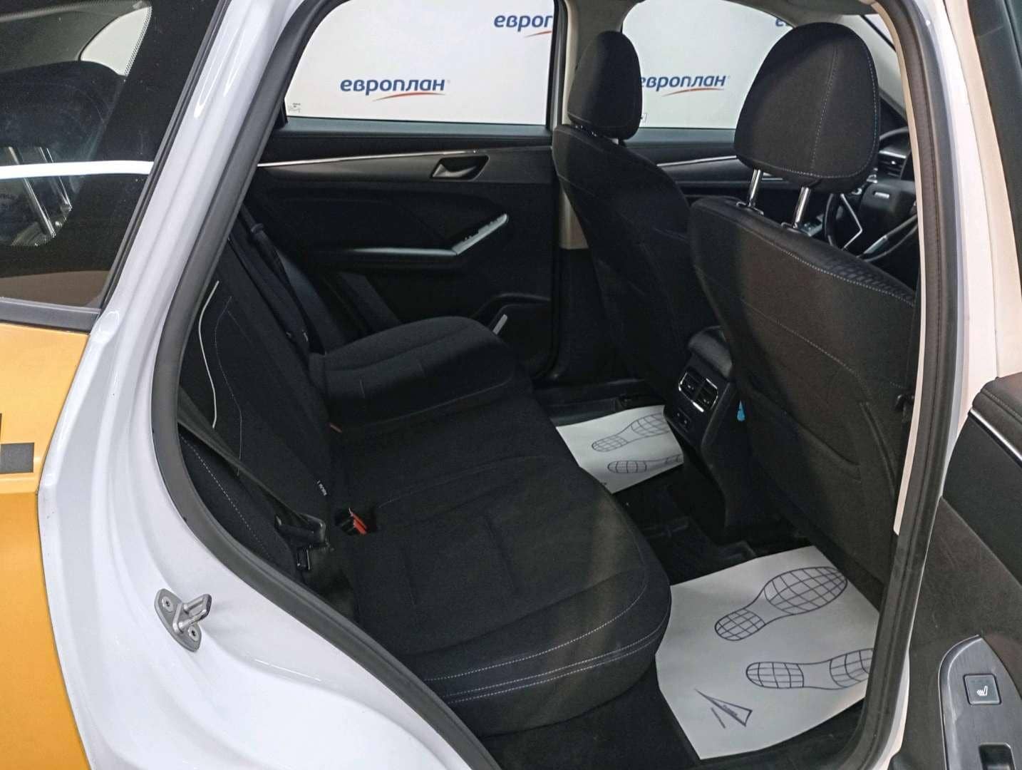 Haval Jolion,  164 700 км, 2023 года в лизинг