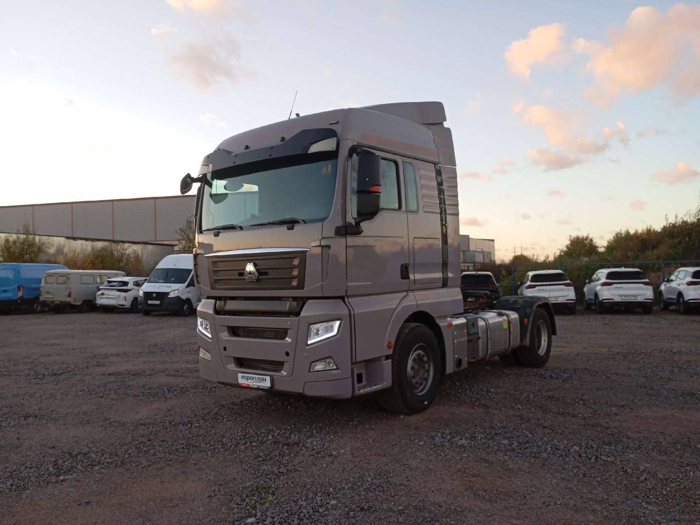 Sitrak C7H 4x2 ZZ4186V361HE