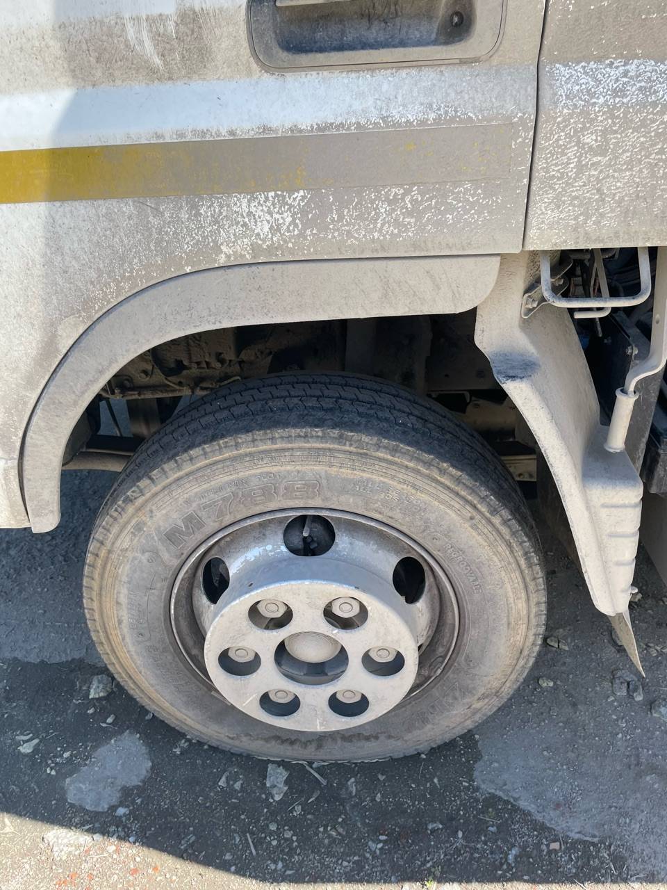 MITSUBISHI FUSO FUSO CANTER TF 7.5 Лот 000002358