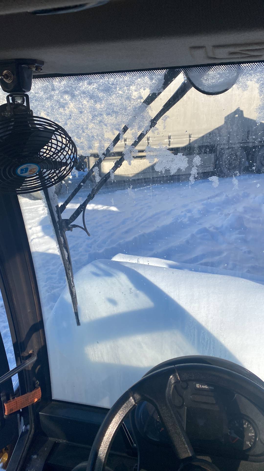 LiuGong CLG6616E, 2022 года в лизинг