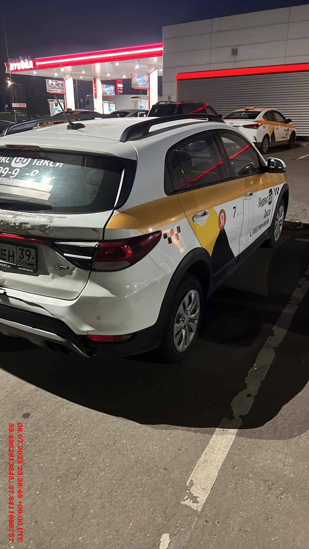 KIA Rio X-Line,  317 803 км, 2019 года в лизинг