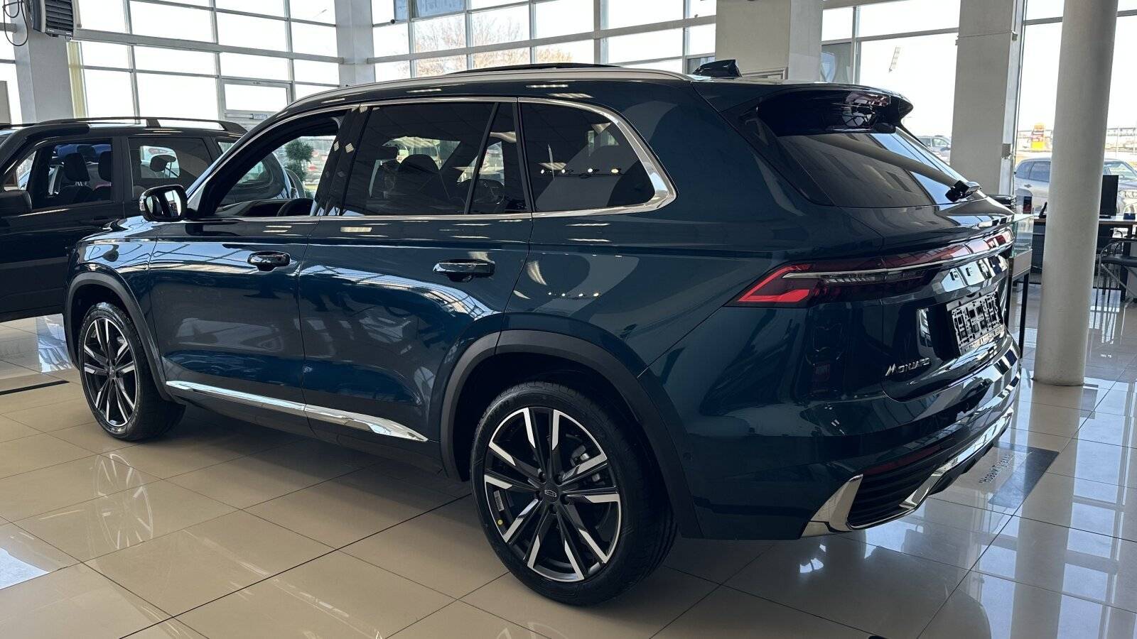 Geely Monjaro Flagship 2.0T (238 hp) 8AT 4WD