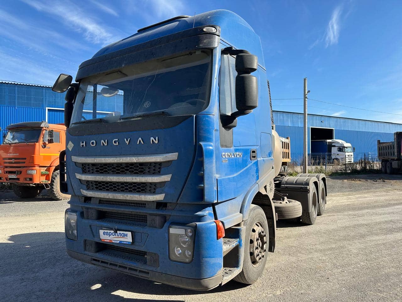 HONGYAN CQ4187HD12381T LNG