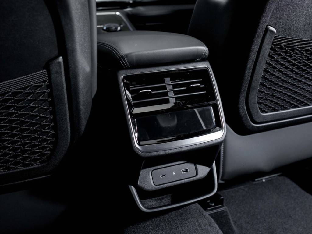 Geely Monjaro Флагман 2.0Т 238 л.с. АТ полный привод