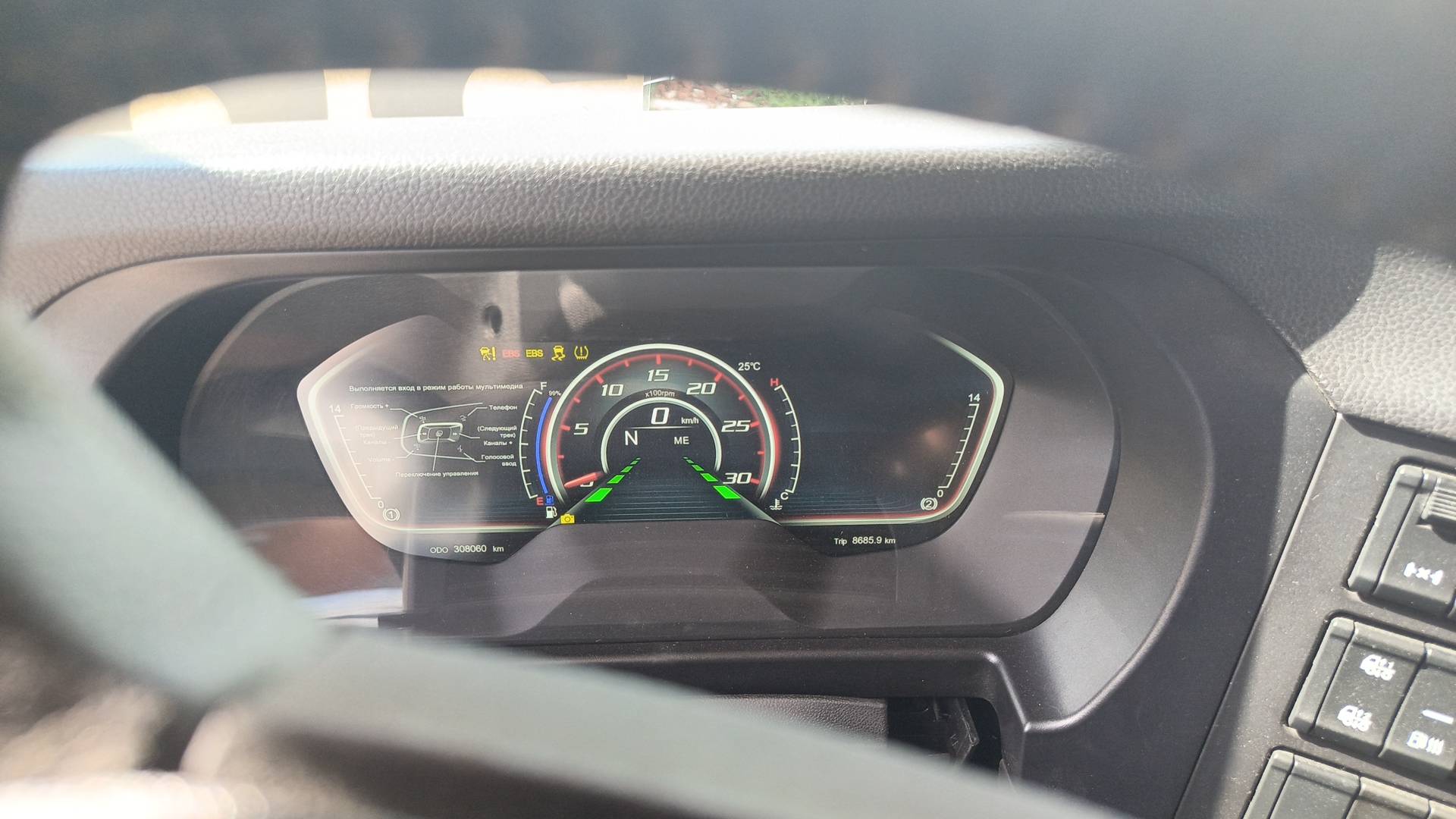 Shacman SX4188YY381,  308 060 км, 2023 года в лизинг