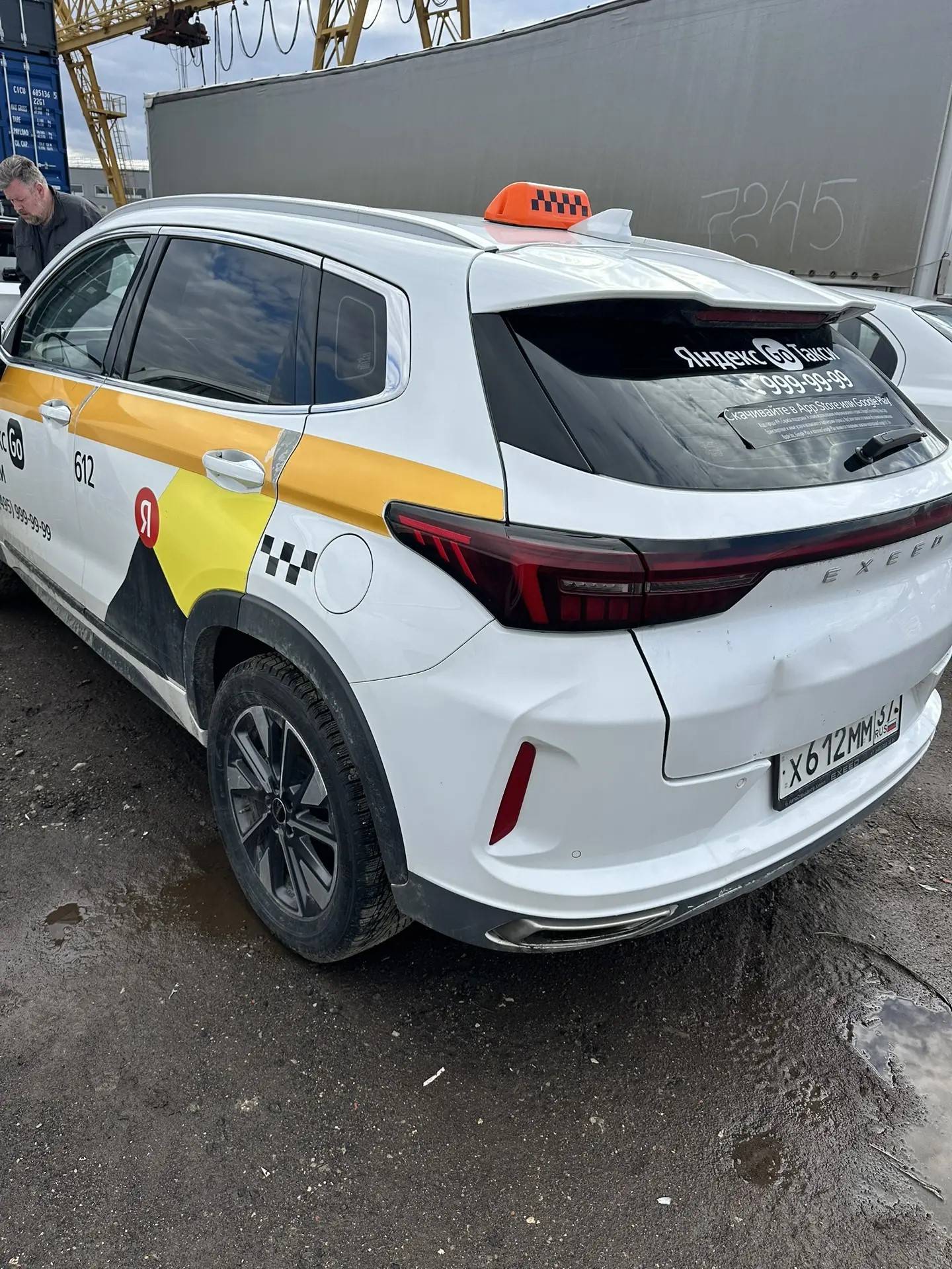 EXEED LX,  169 759 км, 2023 года в лизинг