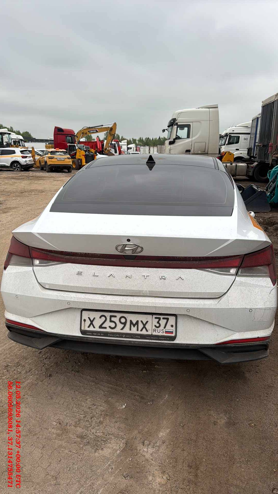 Hyundai Elantra,  352 291 км, 2021 года в лизинг