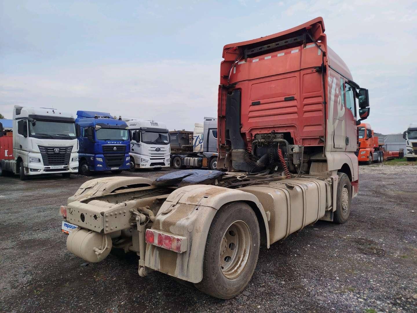 Sitrak C7H 4x2 ZZ4186V361HE,  240 000 км, 2023 года в лизинг