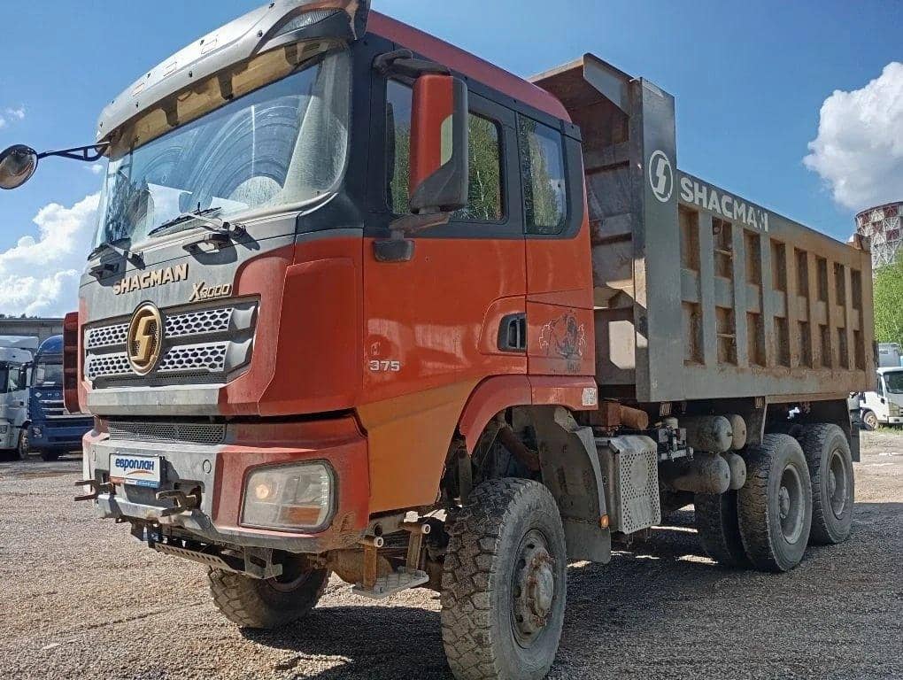 Shacman SX32586T385