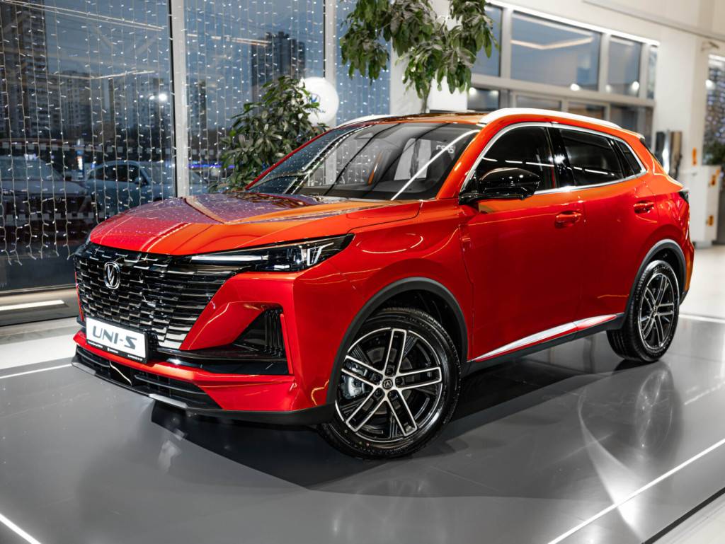 Changan Uni-S Tech 1.5T 7AT