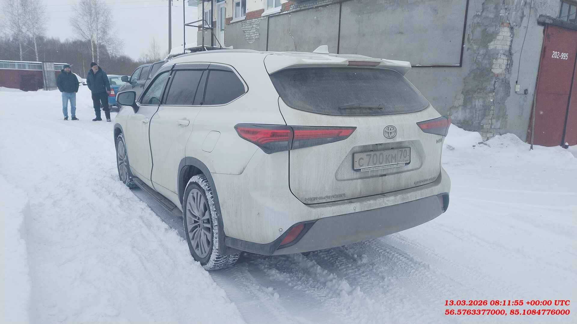 Toyota Highlander,  41 956 км, 2023 года в лизинг