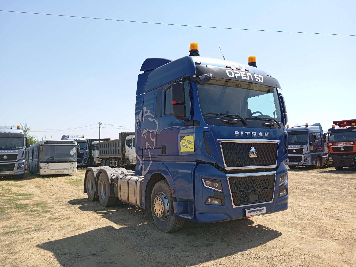 Sitrak С7Н MAX 6×4 ZZ4256V364HE,  165 355 км, 2023 года в лизинг