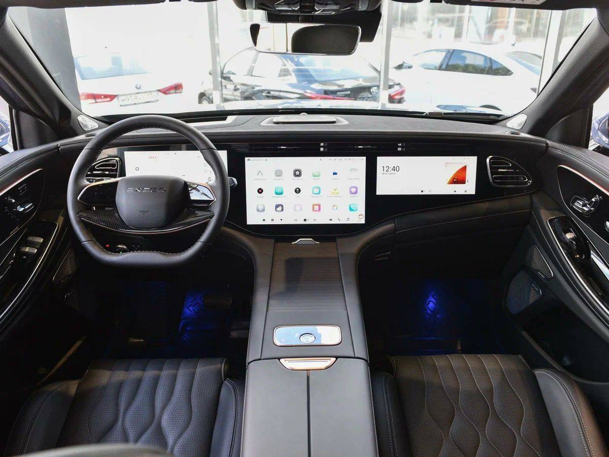 EXEED VX President 7 мест 2.0T 8AT 4WD