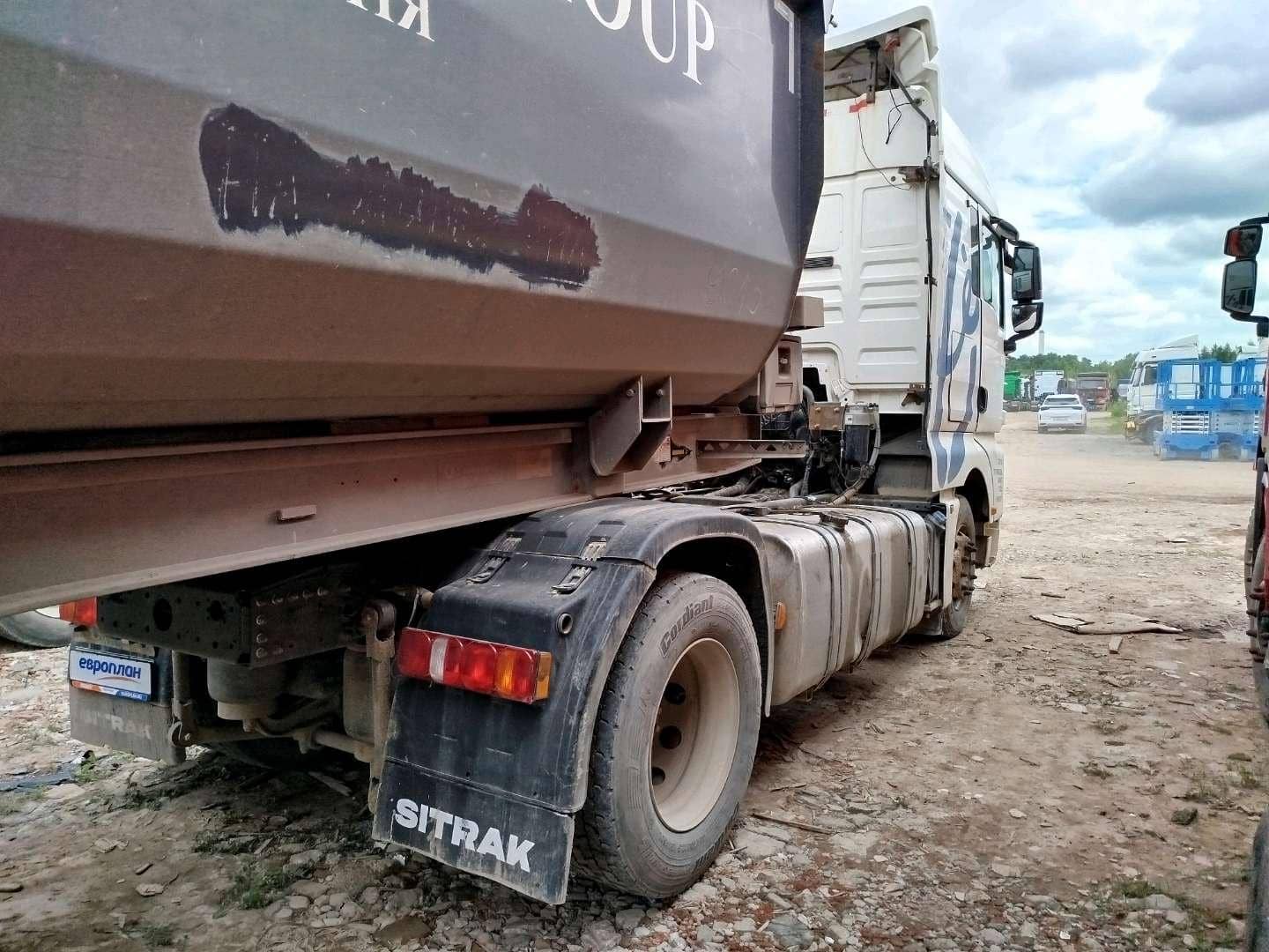 Sitrak C7H MAX ZZ4186V391HE,  582 337 км, 2023 года в лизинг