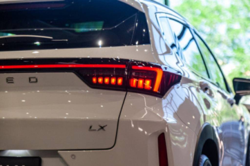 EXEED LX Premium 1.6T 7DCT AWD