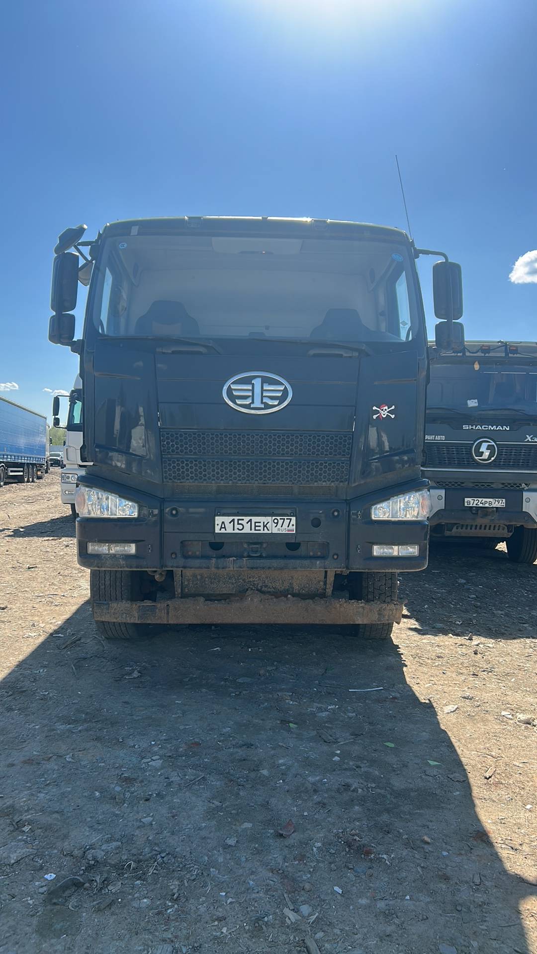 FAW CA3310P66K24T4E5 8х4,  53 504 км, 2023 года в лизинг