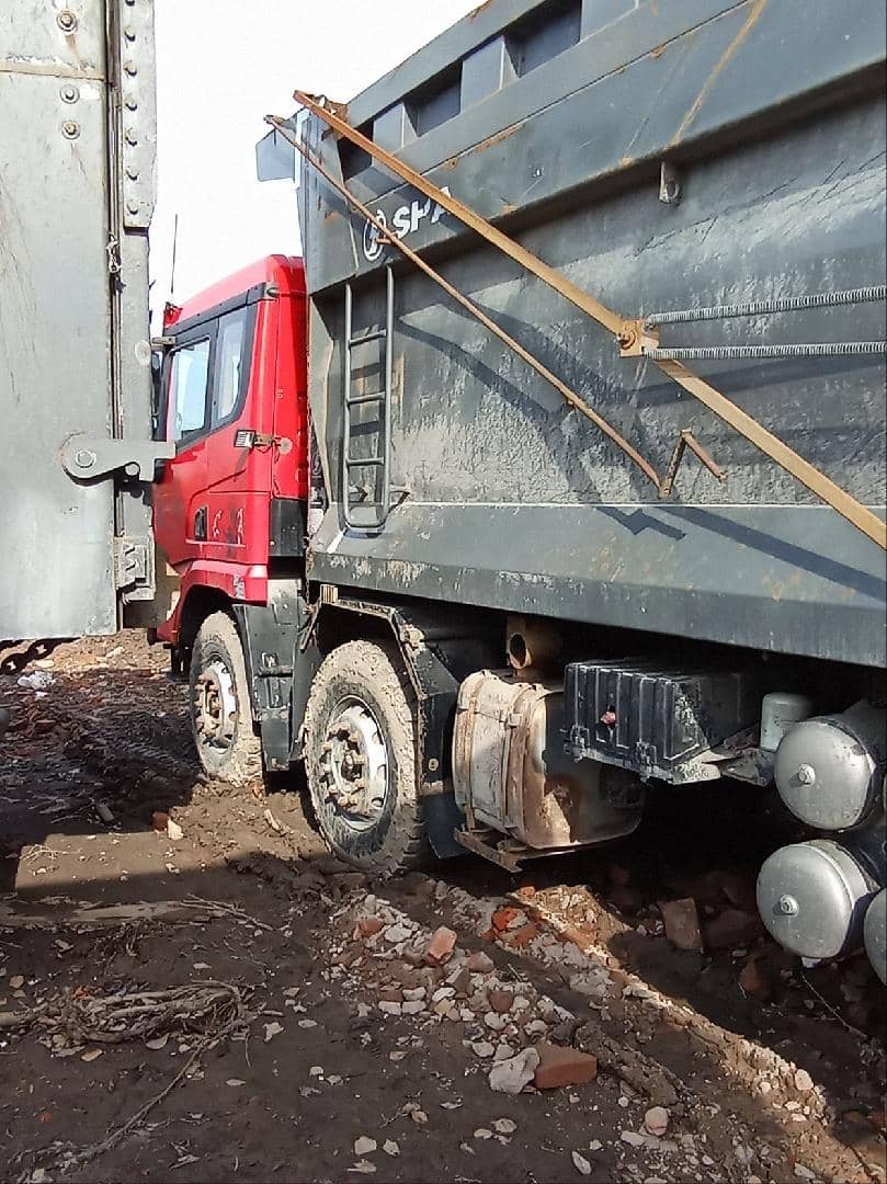 Shacman SX33186V366,  123 763 км, 2022 года в лизинг