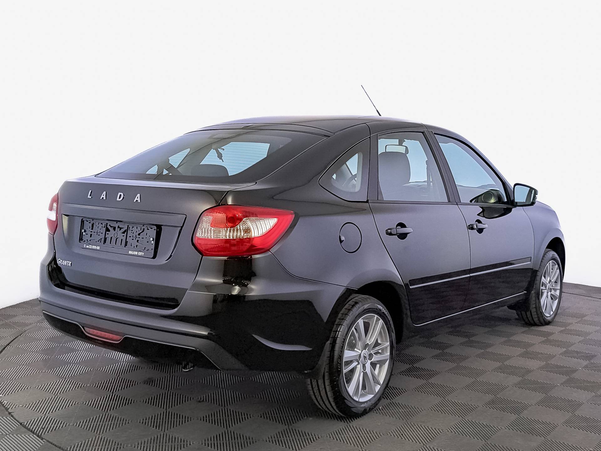 Lada Granta седан Comfort 23 Plus  1.6 106hp 5MT