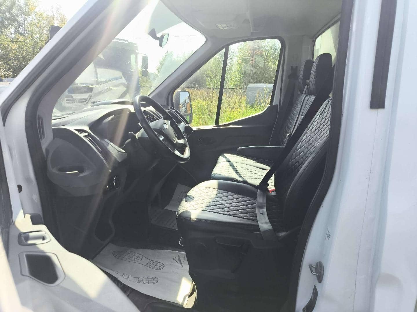 Ford Transit Chassis Cab Base 470E L4H1 2.2TDi 155hp 6MT RWD,  207 157 км, 2021 года в лизинг