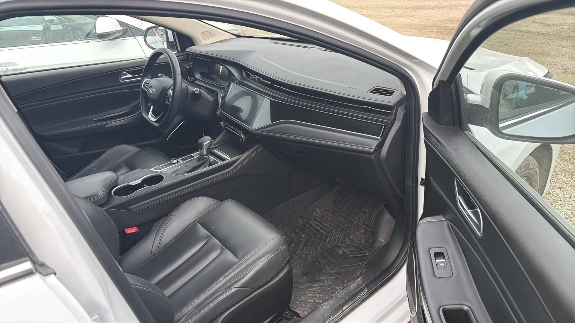 OMODA S5,  89 811 км, 2024 года в лизинг