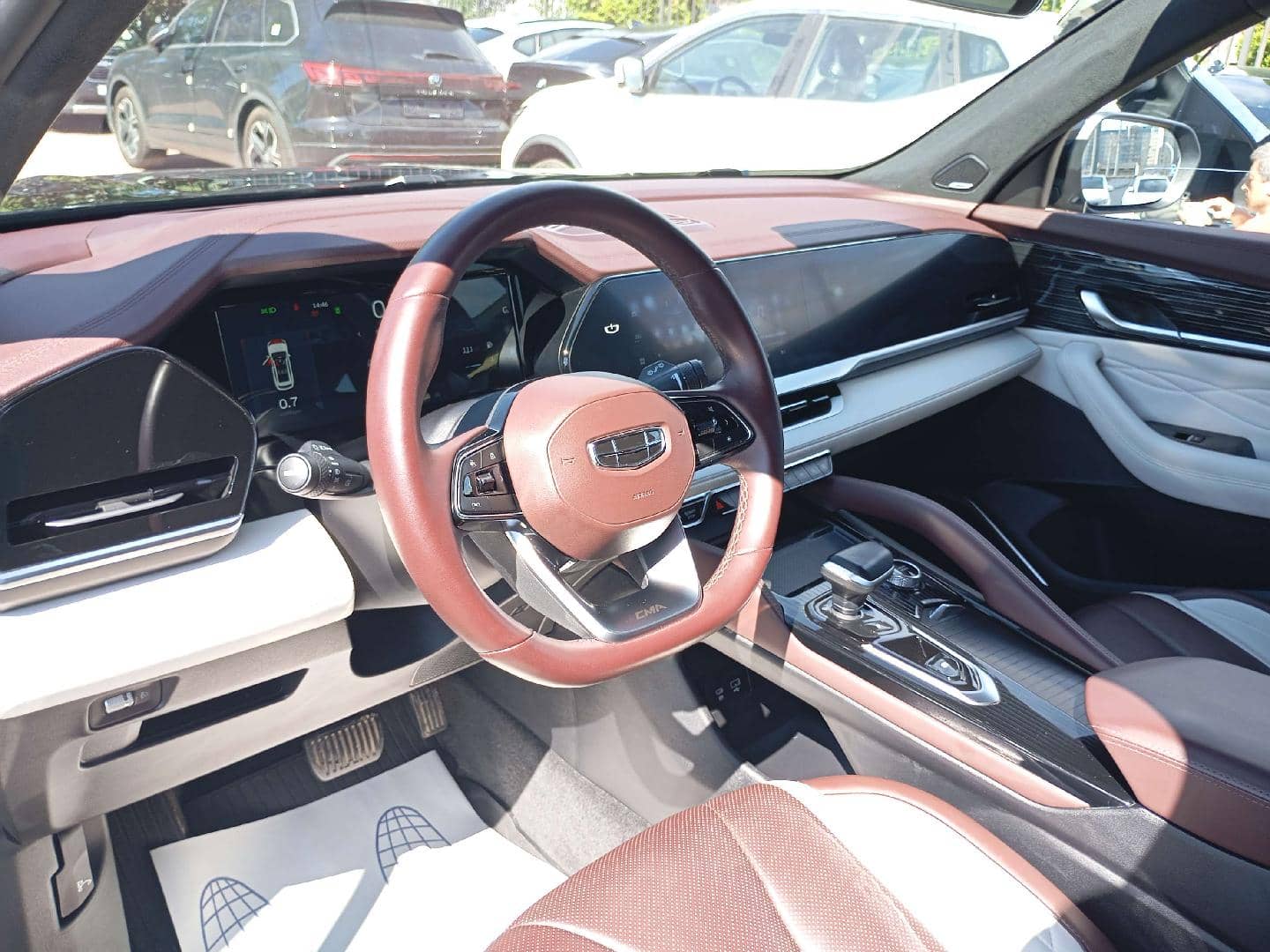 Geely Monjaro,  117 835 км, 2023 года в лизинг