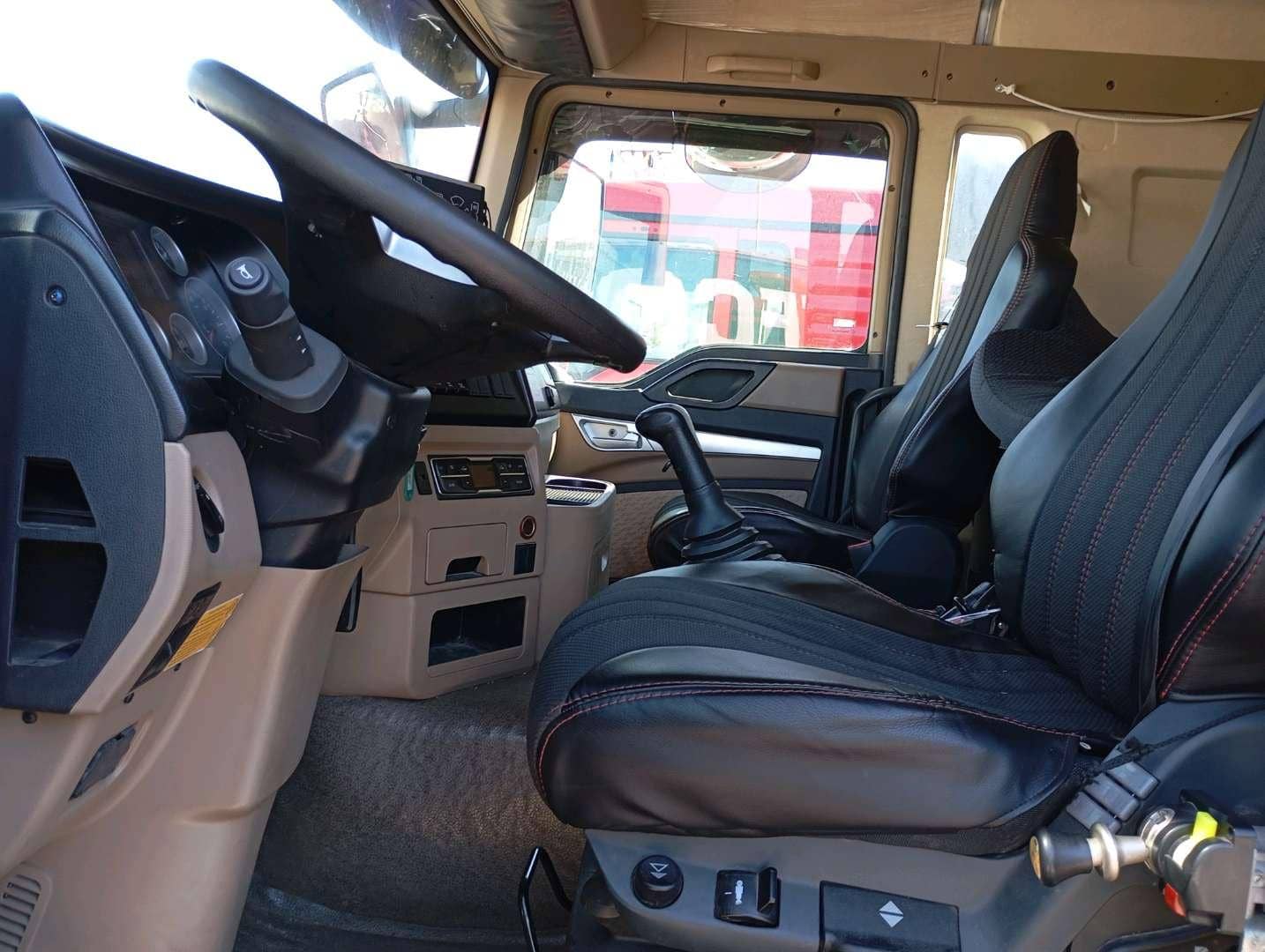 HOWO ZZ3256V384GE 6x4,  145 588 км, 2023 года в лизинг