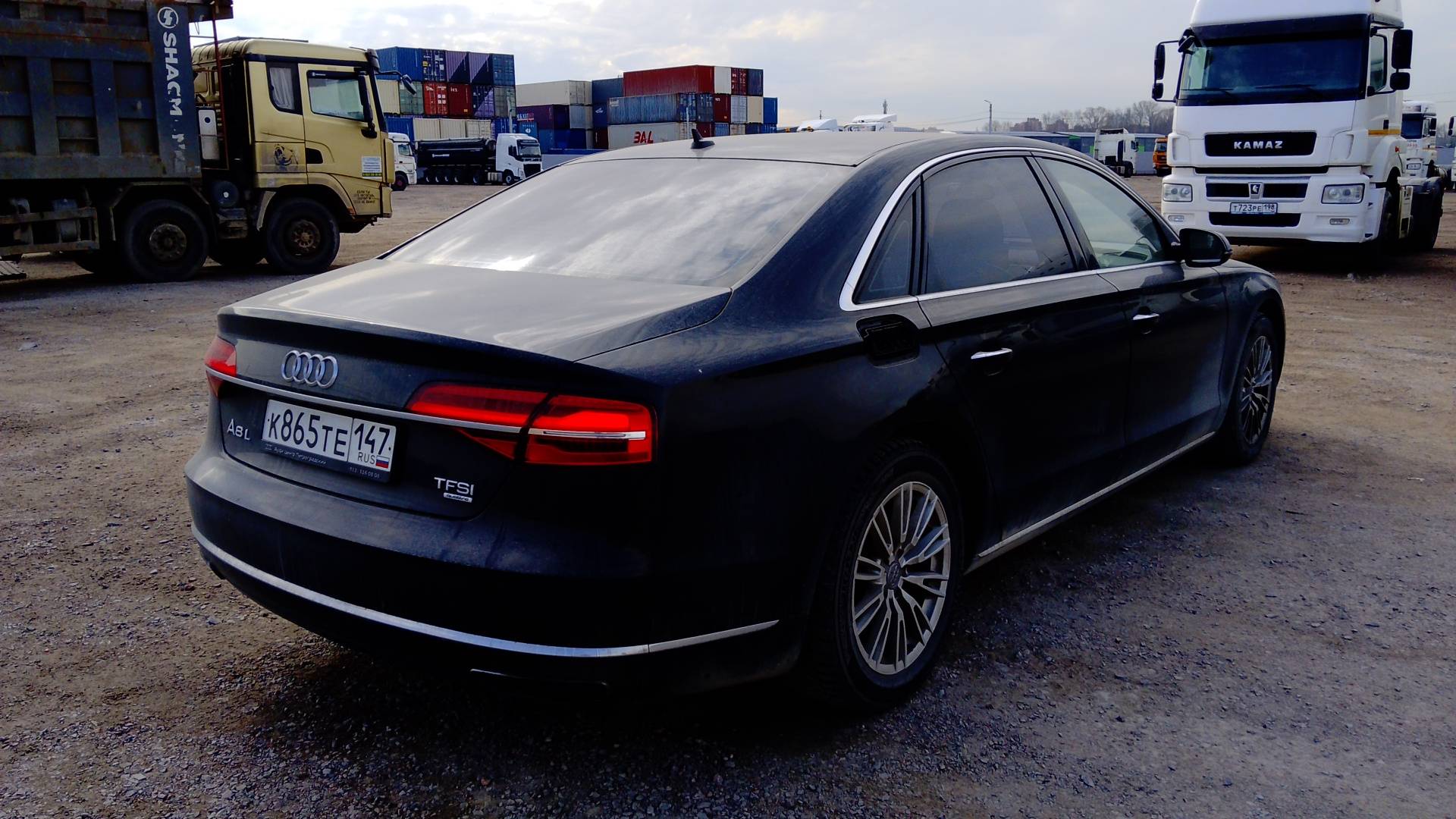 Audi A8 L,  349 900 км, 2015 года в лизинг