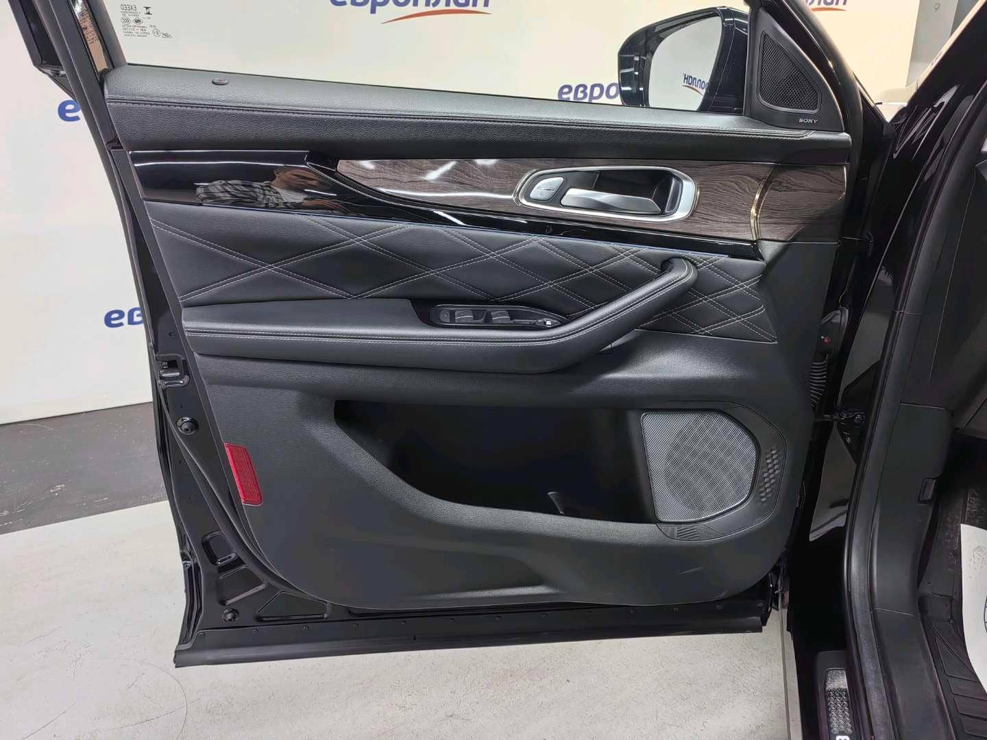 EXEED VX,  84 700 км, 2023 года в лизинг