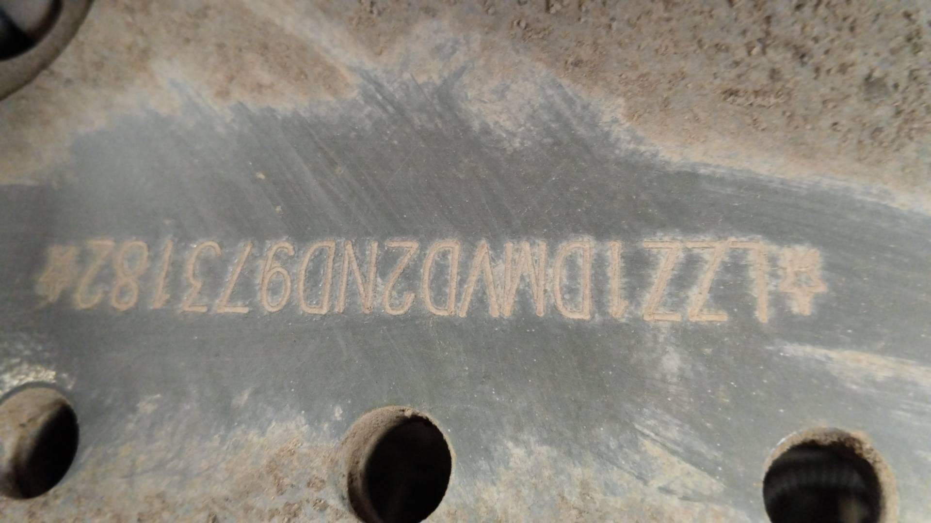 HOWO ZZ3257V384GE1 6x4,  200 360 км, 2022 года в лизинг