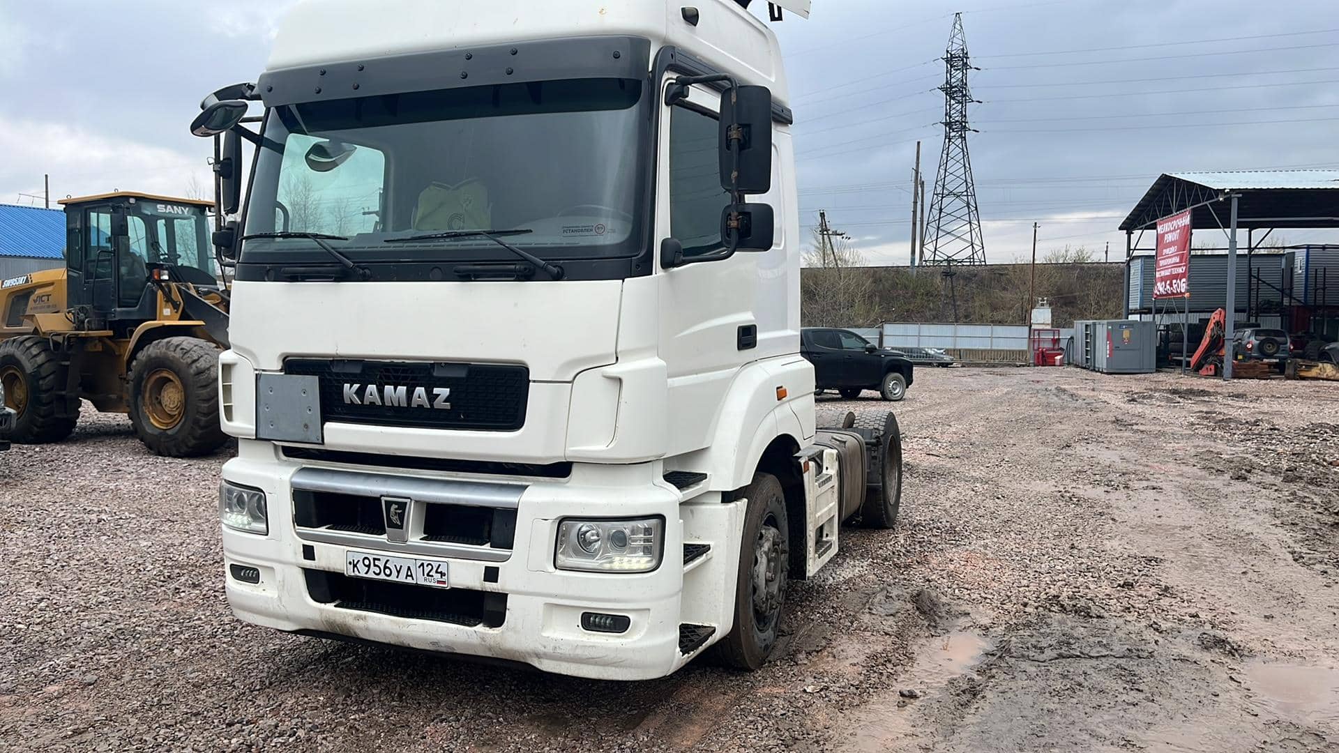 КАМАЗ 5490-S5 (M1840),  820 365 км, 2017 года в лизинг