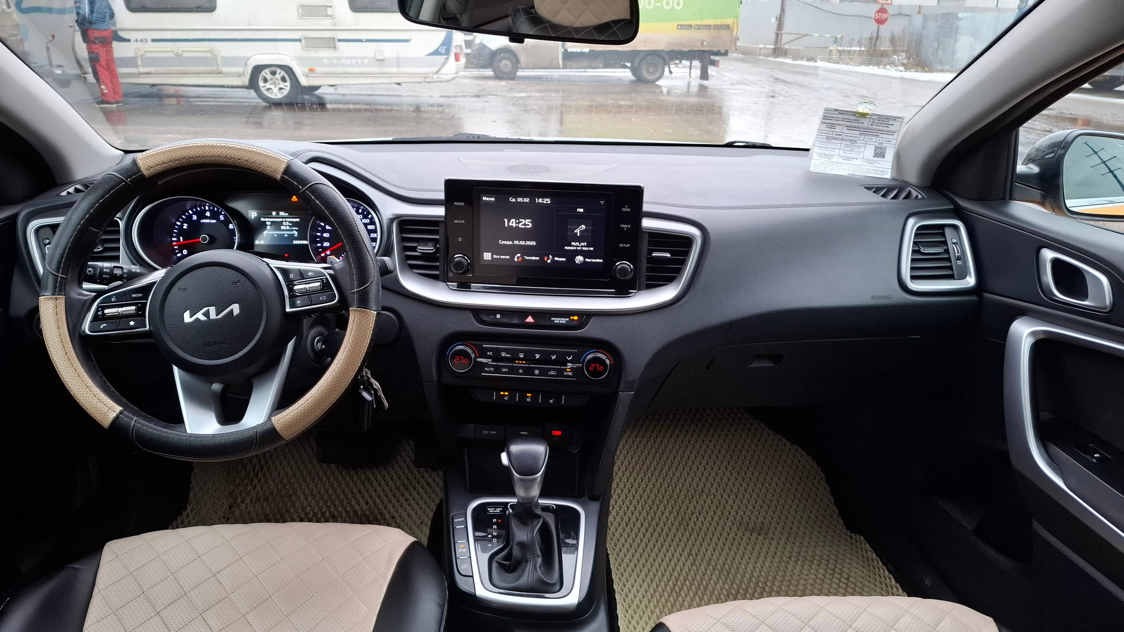 KIA Ceed SW,  206 346 км, 2022 года в лизинг