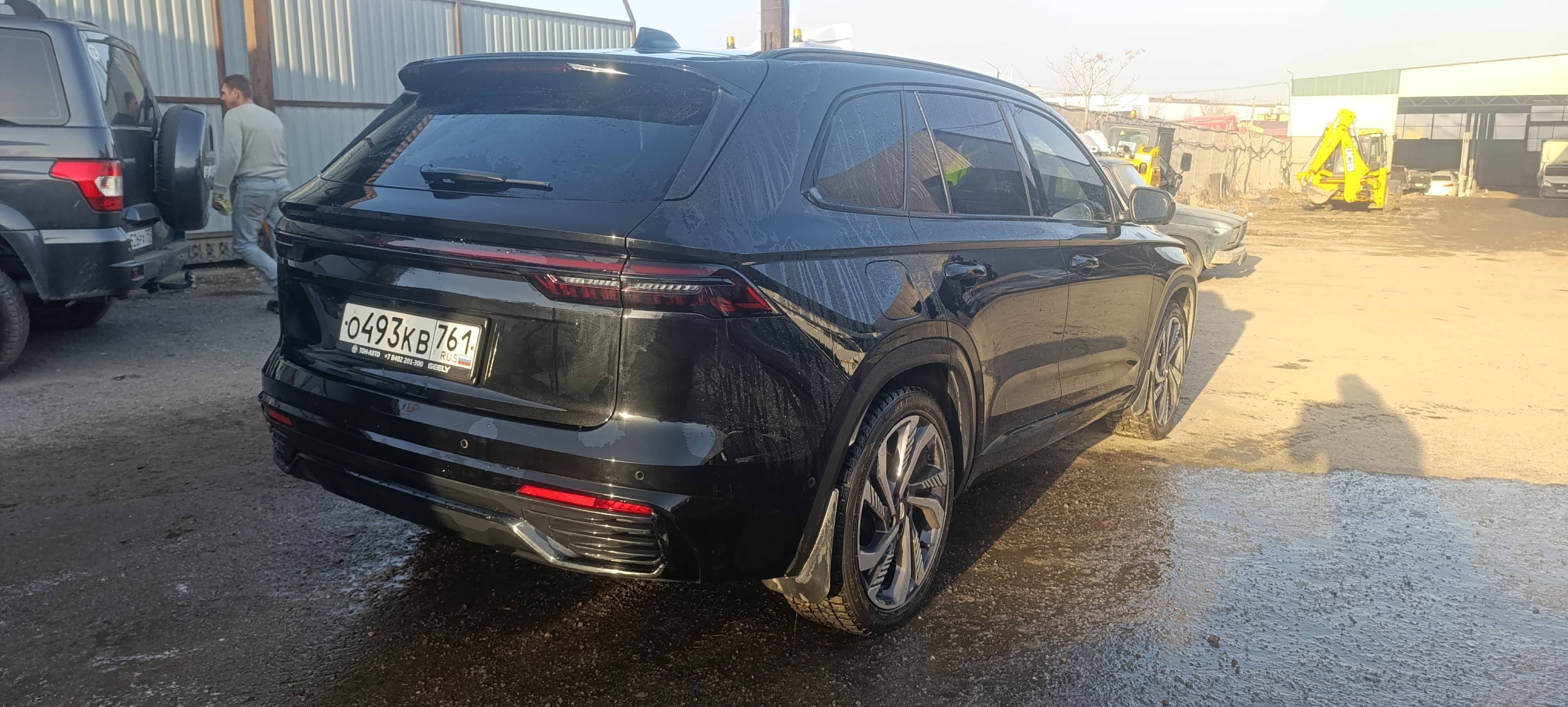 Geely Monjaro,  51 750 км, 2023 года в лизинг