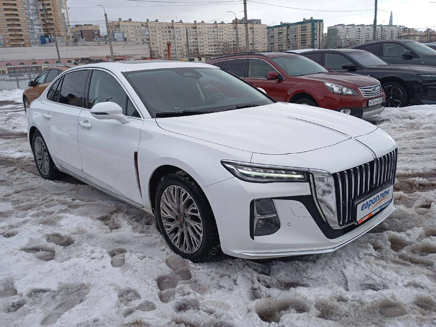 Hongqi H5,  137 658 км, 2023 года в лизинг